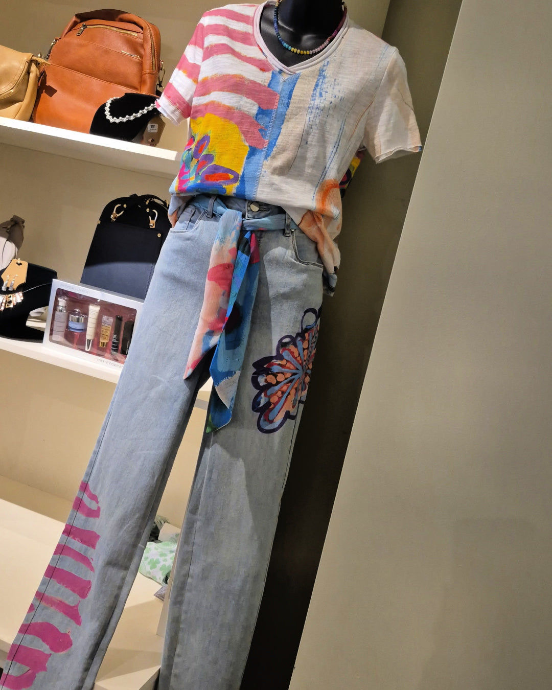Painted V-neck Tee
