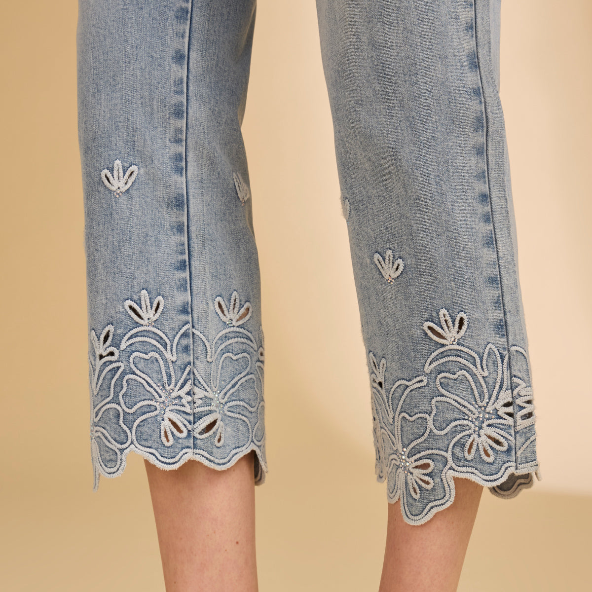 Embroidered Hem Light Wash Crop Jeans