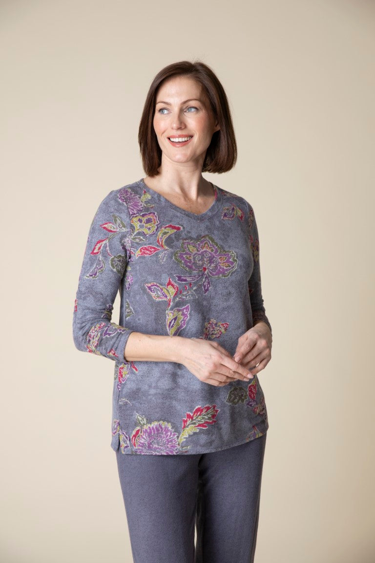 Iron Floral V-neck Fleece Top