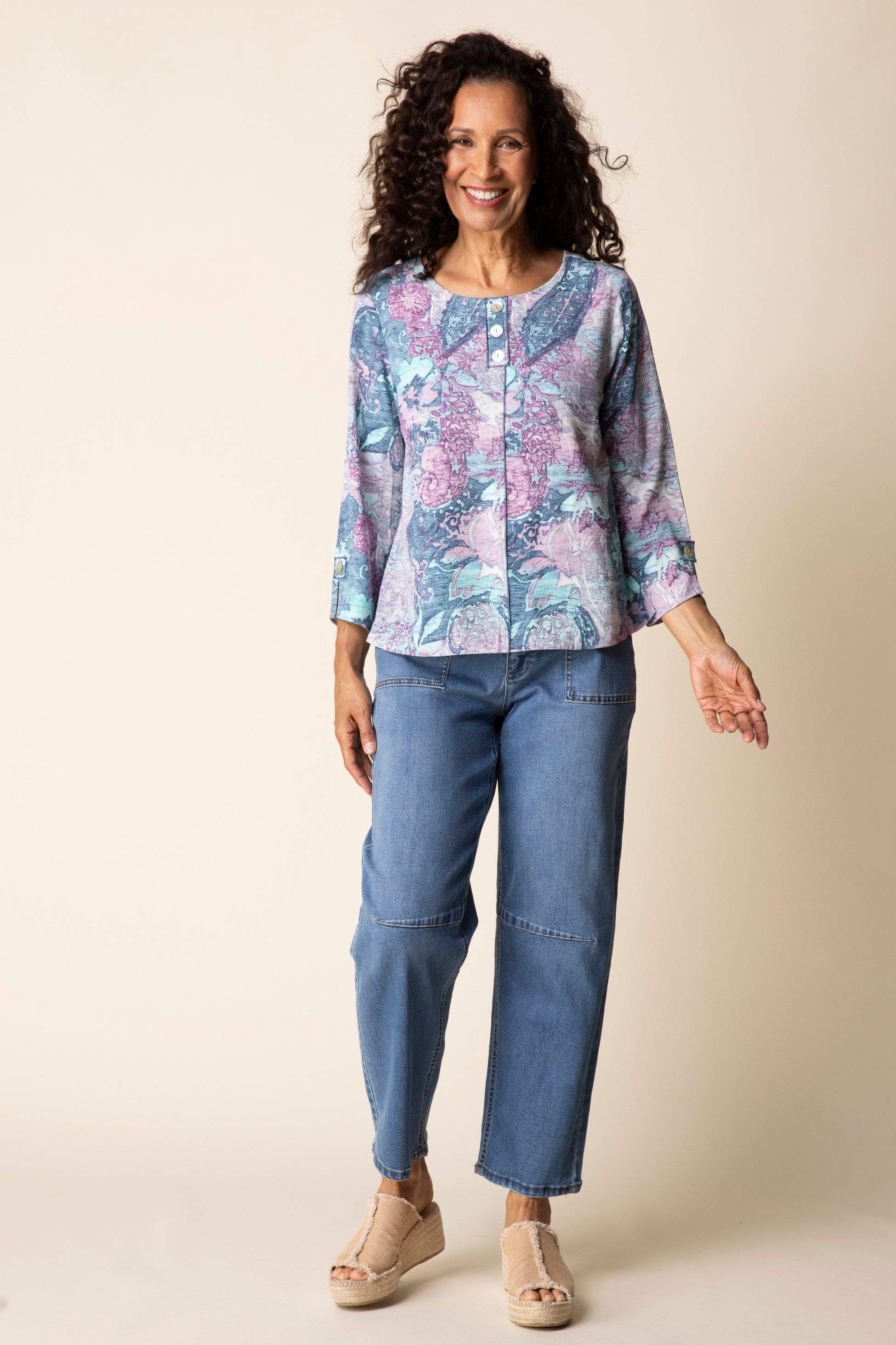 Topaz Medley Pleat Back Pullover