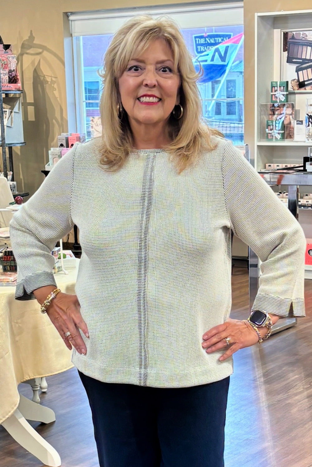 Habitat Grid Texture Center Seam Top — Winter White