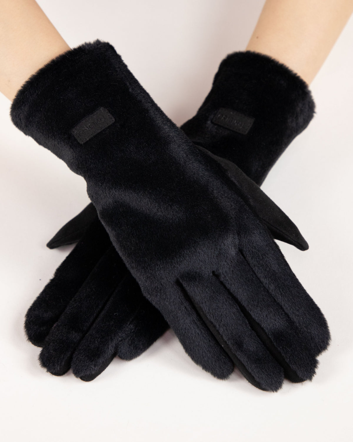 Soft Faux Fur Logo Gloves Black