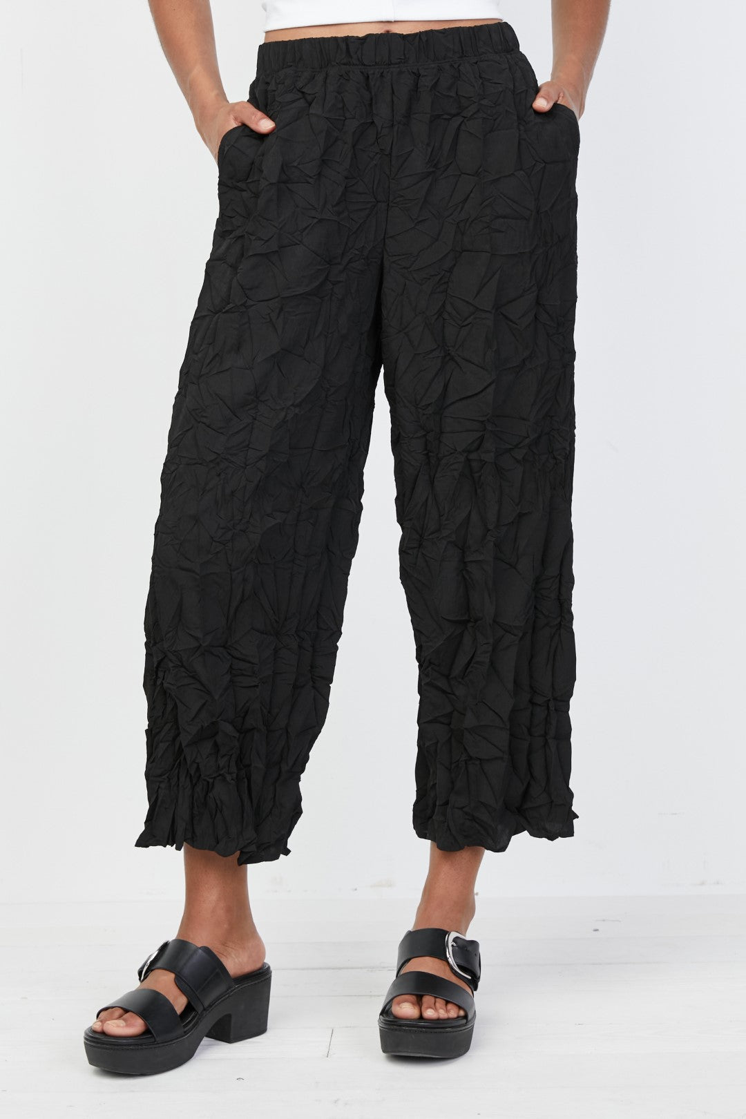Black Crinkled Crop Pant